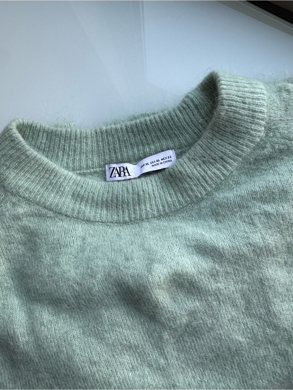 Zara Wool and Alpaca Plain Sweater (XL)